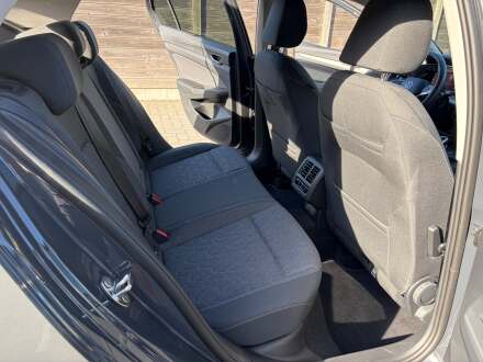 Volkswagen Golf VIII 1.0 TSI Move