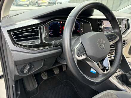 Volkswagen Polo 1.0 TSI Style II
