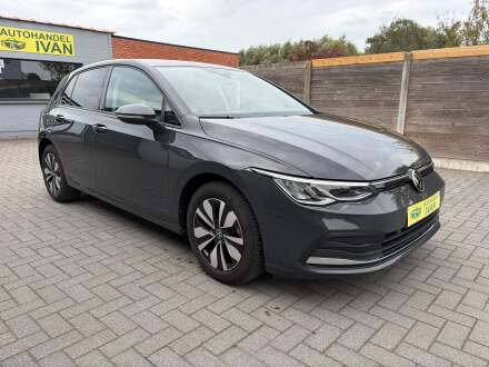 Volkswagen Golf VIII 1.0 TSI Move