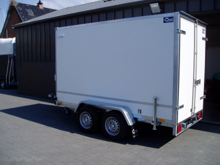 Kofferaanhangwagen F2030D 2000 kg dubbelas 305x150x180 met deuren