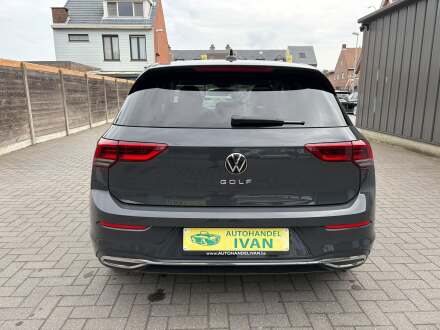 Volkswagen Golf VIII 1.0 TSI Move