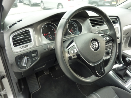 Volkswagen Golf VII Variant 1.2 TSI Lounge