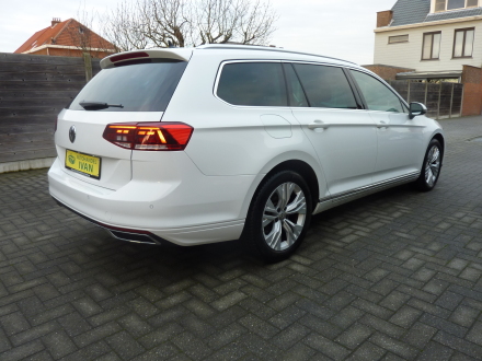 Volkswagen Passat Variant 1.5 TSI Highline DSG Automaat