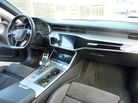 Audi A6 Avant 55TFSIe S-line S-tronic