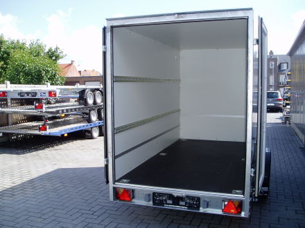 Kofferaanhangwagen F1330D 1300 kg 305x150x180