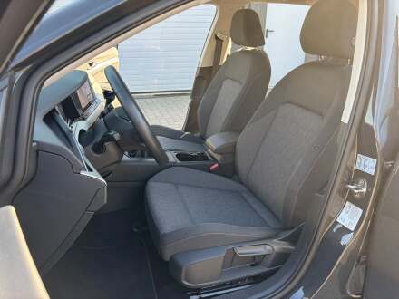 Volkswagen Golf VIII 1.0 TSI Move
