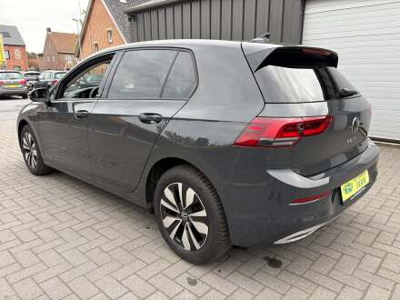 Volkswagen Golf VIII 1.0 TSI Move