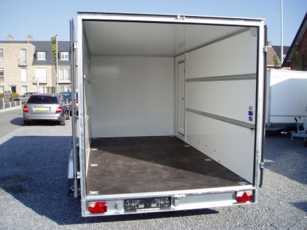 Kofferaanhangwagen F2741TD 2700 kg 400x200x190 met zijdeur