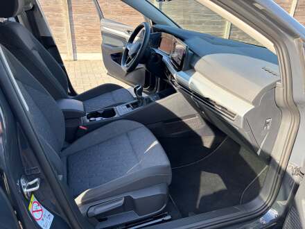 Volkswagen Golf VIII 1.0 TSI Move