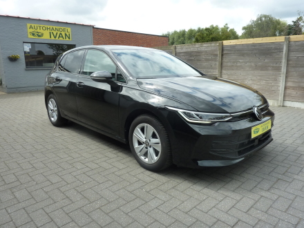 Volkswagen Golf VIII 1.5 TSI Life